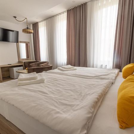Verdi Rooms Visoko Exteriör bild