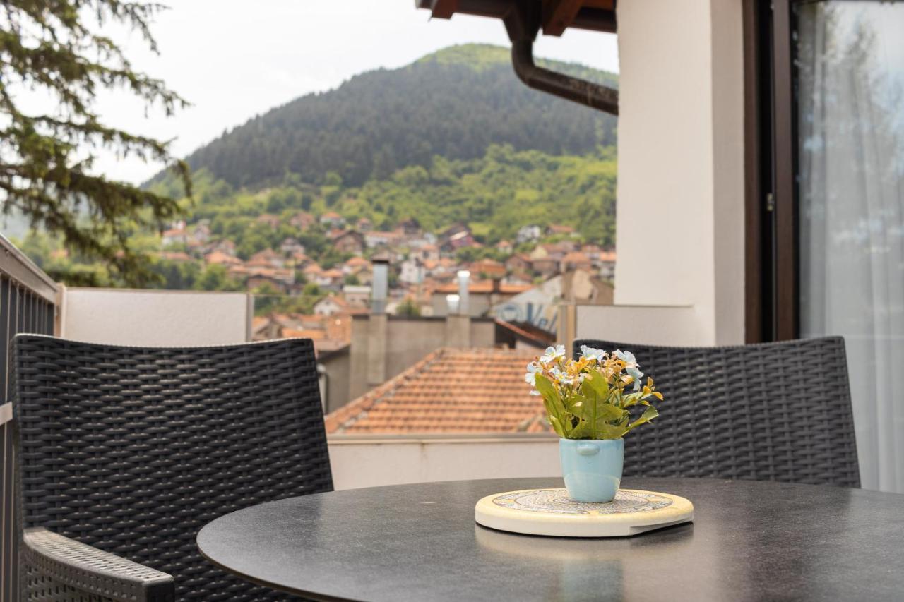Verdi Rooms Visoko Exteriör bild