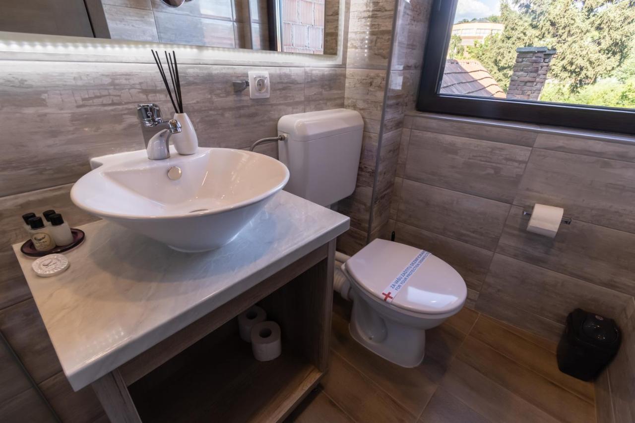 Verdi Rooms Visoko Exteriör bild